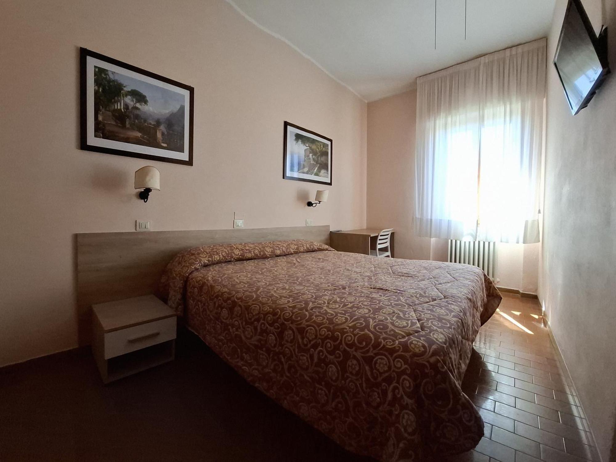 Hotel Lea Grosseto Kültér fotó